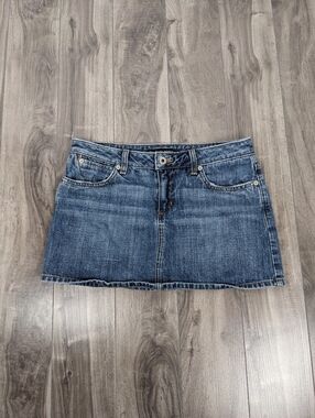 Guess Women's Micro Denim Skirt Jeans Y2K Size 27